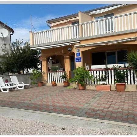 N.N Apartment Vir Bagian luar foto