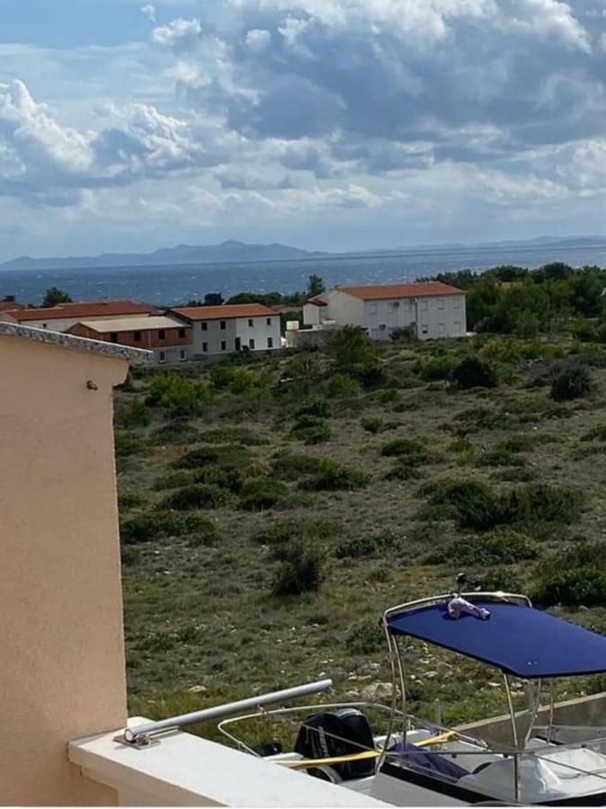 N.N Apartment Vir Bagian luar foto