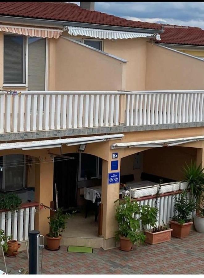 N.N Apartment Vir Bagian luar foto